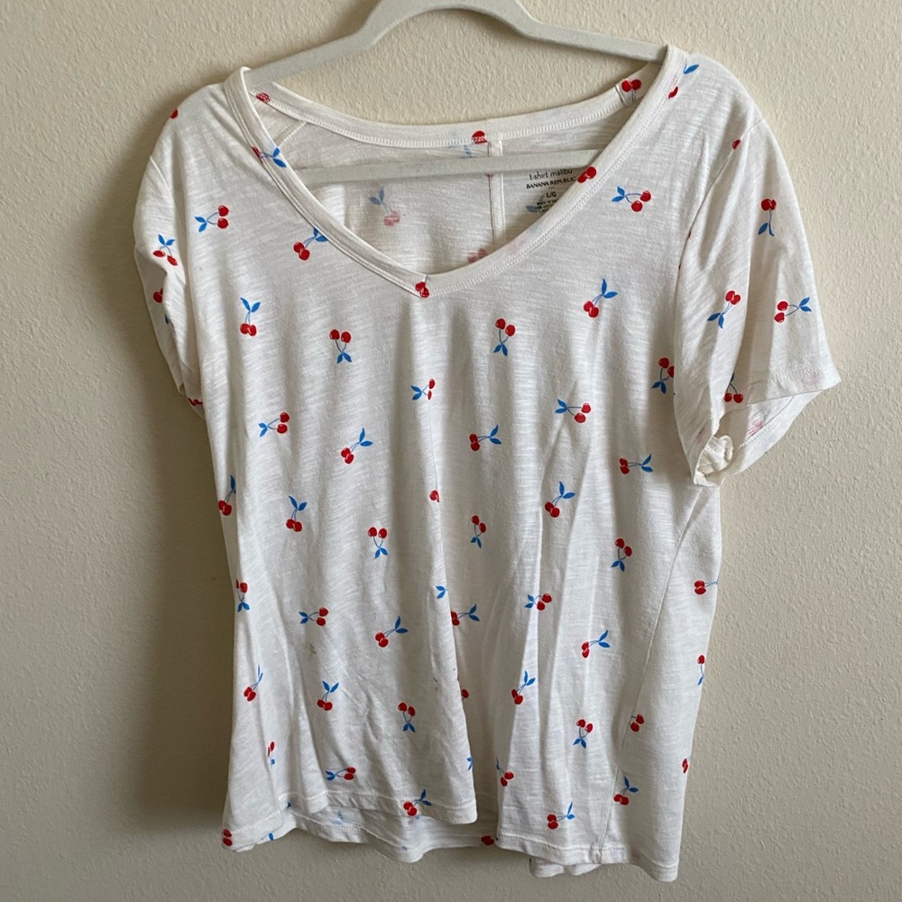 Banana republic tshirt